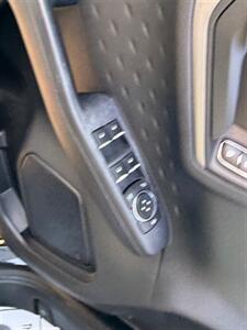 2020 Ford Escape SE   - Photo 18 - Elkhart, IN 46514