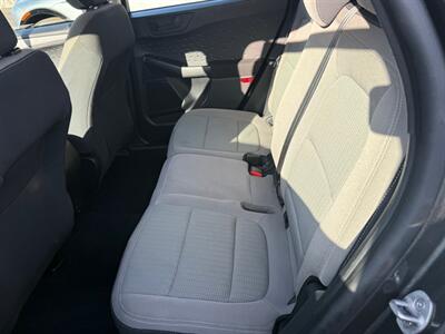 2020 Ford Escape SE   - Photo 16 - Elkhart, IN 46514