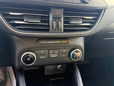 2020 Ford Escape SE   - Photo 26 - Elkhart, IN 46514