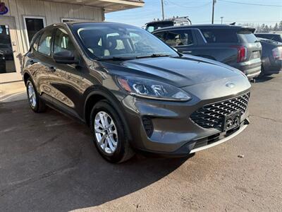 2020 Ford Escape SE   - Photo 12 - Elkhart, IN 46514