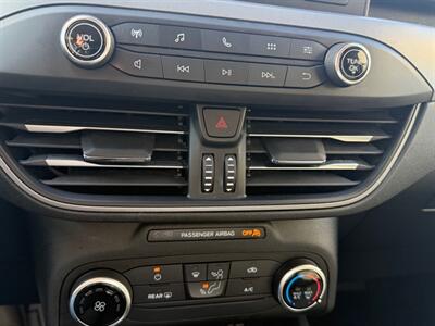 2020 Ford Escape SE   - Photo 19 - Elkhart, IN 46514