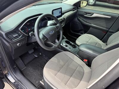 2022 Ford Escape SE   - Photo 7 - Elkhart, IN 46514