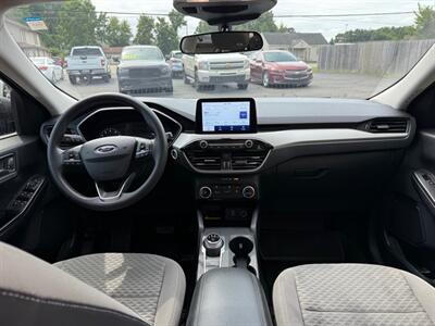 2022 Ford Escape SE   - Photo 15 - Elkhart, IN 46514