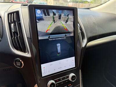 2023 Ford Edge SEL - Photo 17 - Elkhart, IN 46514
