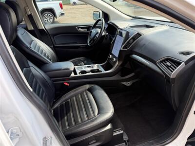 2023 Ford Edge SEL - Photo 16 - Elkhart, IN 46514