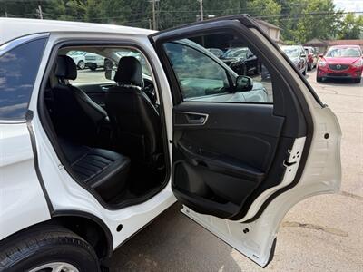 2023 Ford Edge SEL - Photo 14 - Elkhart, IN 46514
