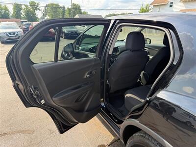 2020 Chevrolet Trax LS   - Photo 10 - Elkhart, IN 46514