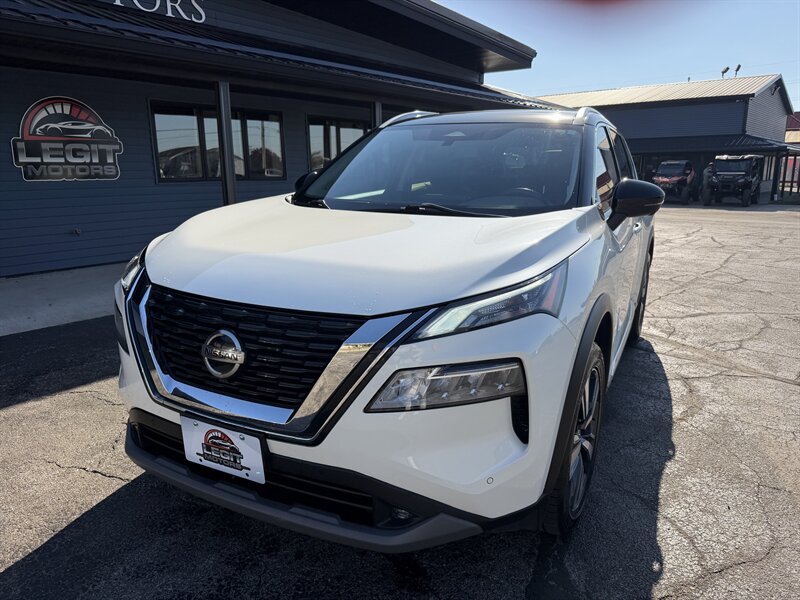 2021 Nissan Rogue SL   - Photo 1 - Elkhart, IN 46514