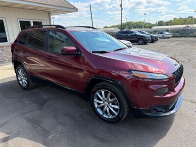 2018 Jeep Cherokee LATITUDE   - Photo 7 - Elkhart, IN 46514