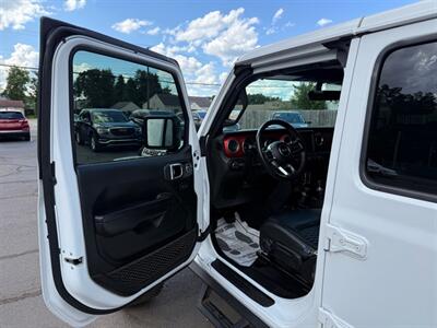 2021 Jeep Gladiator RUBICON   - Photo 11 - Elkhart, IN 46514