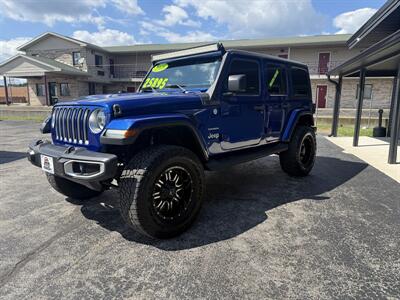 2018 Jeep Wrangler Unlimited Sahara - Photo 2 - Elkhart, IN 46514