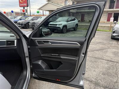 2021 Volkswagen Atlas V6 SE R-Line 4Motion - Photo 20 - Elkhart, IN 46514