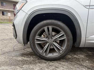 2021 Volkswagen Atlas V6 SE R-Line 4Motion - Photo 3 - Elkhart, IN 46514