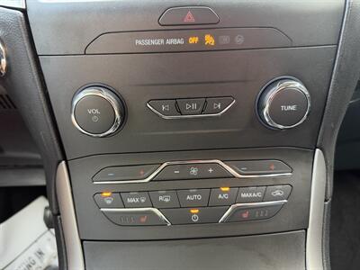 2020 Ford Edge SEL   - Photo 22 - Elkhart, IN 46514