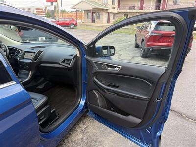 2020 Ford Edge SEL   - Photo 19 - Elkhart, IN 46514