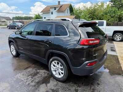 2016 Jeep Cherokee LATITUDE   - Photo 5 - Elkhart, IN 46514