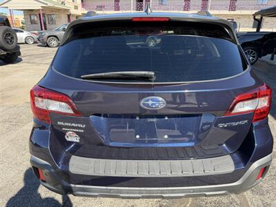 2018 Subaru Outback 2.5i Touring - Photo 6 - Elkhart, IN 46514