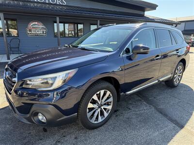 2018 Subaru Outback 2.5i Touring - Photo 2 - Elkhart, IN 46514