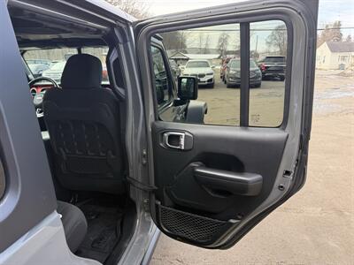 2020 Jeep Wrangler Unlimited Rubicon - Photo 16 - Elkhart, IN 46514