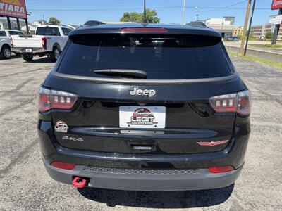 2018 Jeep Compass Trailhawk   - Photo 5 - Elkhart, IN 46514