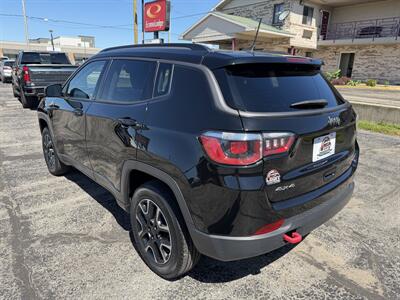 2018 Jeep Compass Trailhawk   - Photo 4 - Elkhart, IN 46514