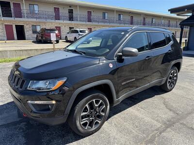 2018 Jeep Compass Trailhawk   - Photo 2 - Elkhart, IN 46514