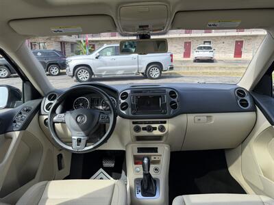 2017 Volkswagen Tiguan 2.0T Wolfsburg Edition 4M - Photo 16 - Elkhart, IN 46514