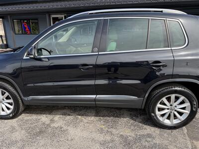 2017 Volkswagen Tiguan 2.0T Wolfsburg Edition 4M - Photo 3 - Elkhart, IN 46514