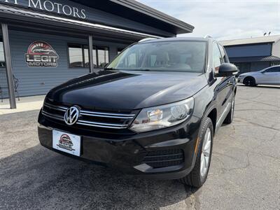 2017 Volkswagen Tiguan 2.0T Wolfsburg Edition 4M - Photo 1 - Elkhart, IN 46514