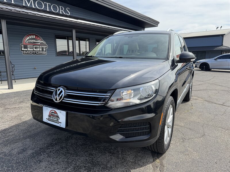 2017 Volkswagen Tiguan 2.0T Wolfsburg Edition 4M   - Photo 1 - Elkhart, IN 46514