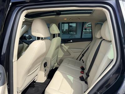 2017 Volkswagen Tiguan 2.0T Wolfsburg Edition 4M - Photo 13 - Elkhart, IN 46514