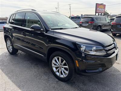 2017 Volkswagen Tiguan 2.0T Wolfsburg Edition 4M - Photo 8 - Elkhart, IN 46514