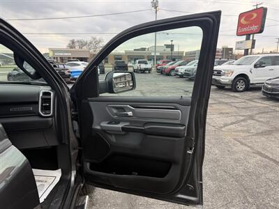 2023 RAM 1500 Big Horn   - Photo 19 - Elkhart, IN 46514