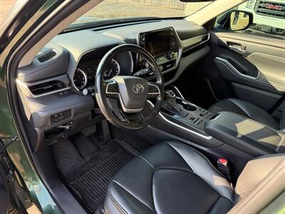 2023 Toyota Highlander L   - Photo 9 - Elkhart, IN 46514