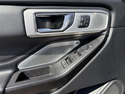 2020 Ford Explorer Platinum - Photo 12 - Elkhart, IN 46514