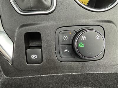 2022 Chevrolet Traverse LT Cloth   - Photo 22 - Elkhart, IN 46514