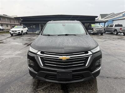 2022 Chevrolet Traverse LT Cloth   - Photo 9 - Elkhart, IN 46514
