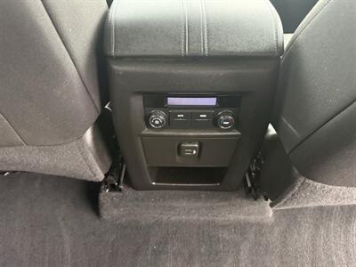 2022 Chevrolet Traverse LT Cloth   - Photo 17 - Elkhart, IN 46514