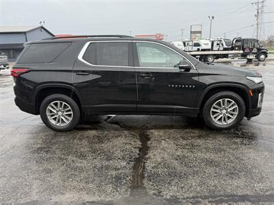 2022 Chevrolet Traverse LT Cloth   - Photo 7 - Elkhart, IN 46514