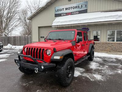 2020 Jeep Gladiator SPORT   - Photo 1 - Elkhart, IN 46514