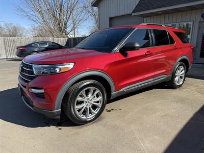2020 Ford Explorer XLT   - Photo 2 - Elkhart, IN 46514