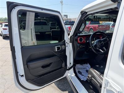 2021 Jeep Wrangler Unlimited Rubicon - Photo 12 - Elkhart, IN 46514