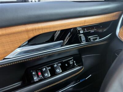 2023 Jeep Grand Wagoneer Series III Obsidian   - Photo 28 - Elkhart, IN 46514