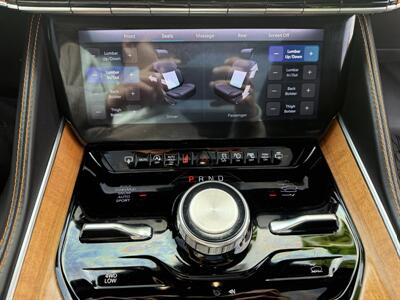 2023 Jeep Grand Wagoneer Series III Obsidian   - Photo 23 - Elkhart, IN 46514