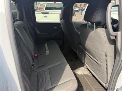 2025 Nissan Frontier PRO-4X - Photo 16 - Elkhart, IN 46514