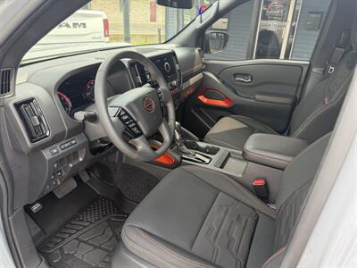 2025 Nissan Frontier PRO-4X - Photo 12 - Elkhart, IN 46514