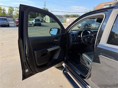 2017 Chevrolet Colorado LT   - Photo 12 - Elkhart, IN 46514