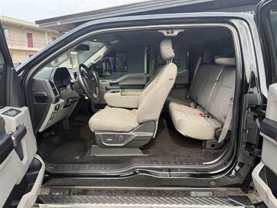 2018 Ford F-150 XLT   - Photo 12 - Elkhart, IN 46514