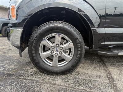 2018 Ford F-150 XLT   - Photo 3 - Elkhart, IN 46514