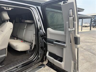 2018 Ford F-150 XLT   - Photo 13 - Elkhart, IN 46514